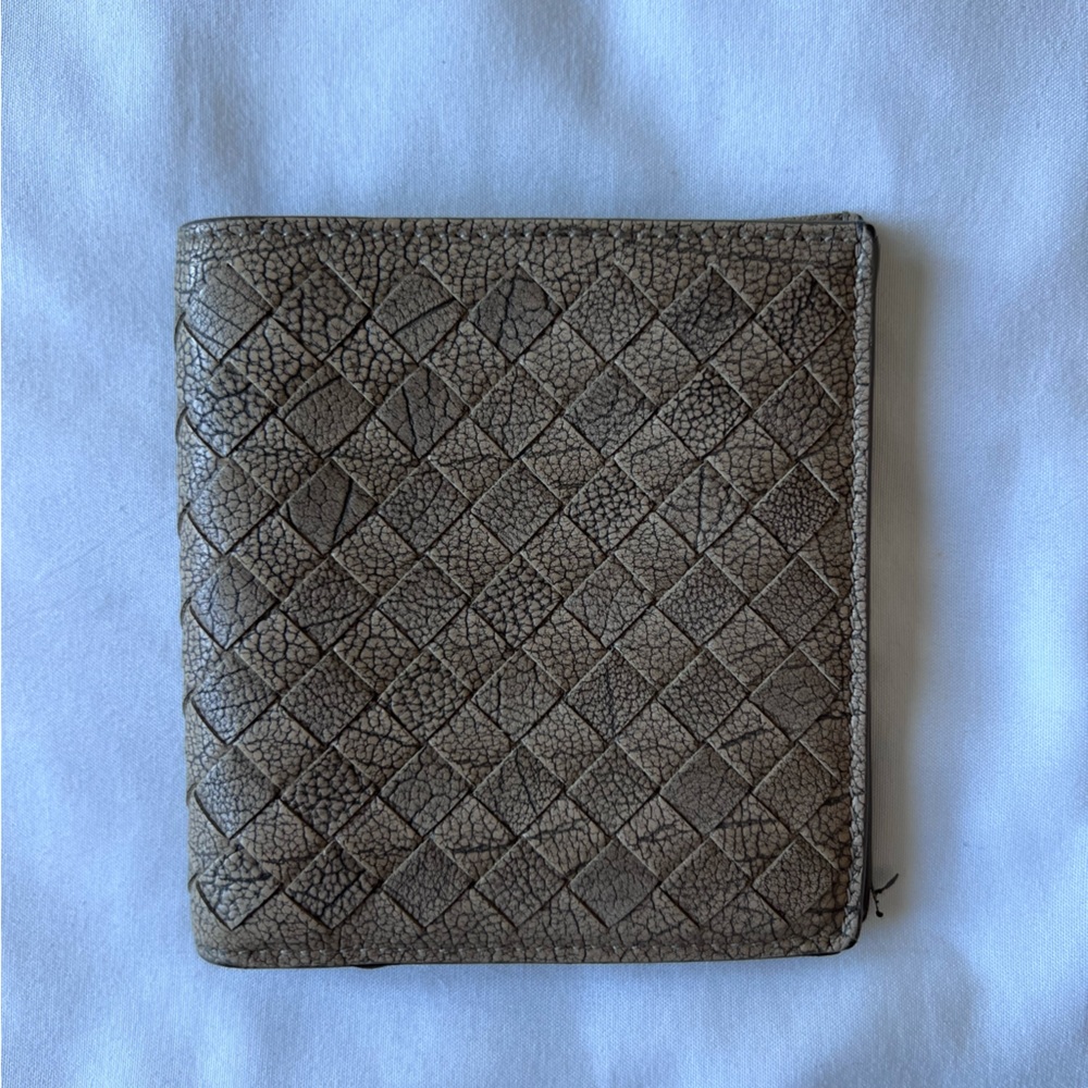 Bottega Venetta Mens Bi-Fold Wallet